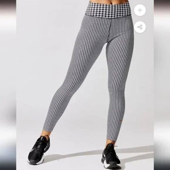 Nike One Dri Fit Houndstooth Icon Clash Mid Rise 7/8 Leggings S   Black White - Picture 1 of 12